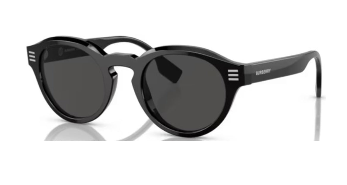 Burberry OBE4404
