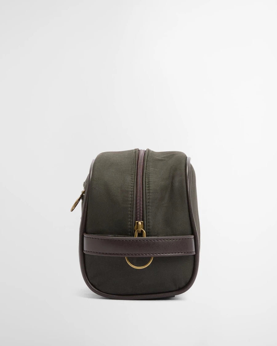 Barbour Waxed Washbag