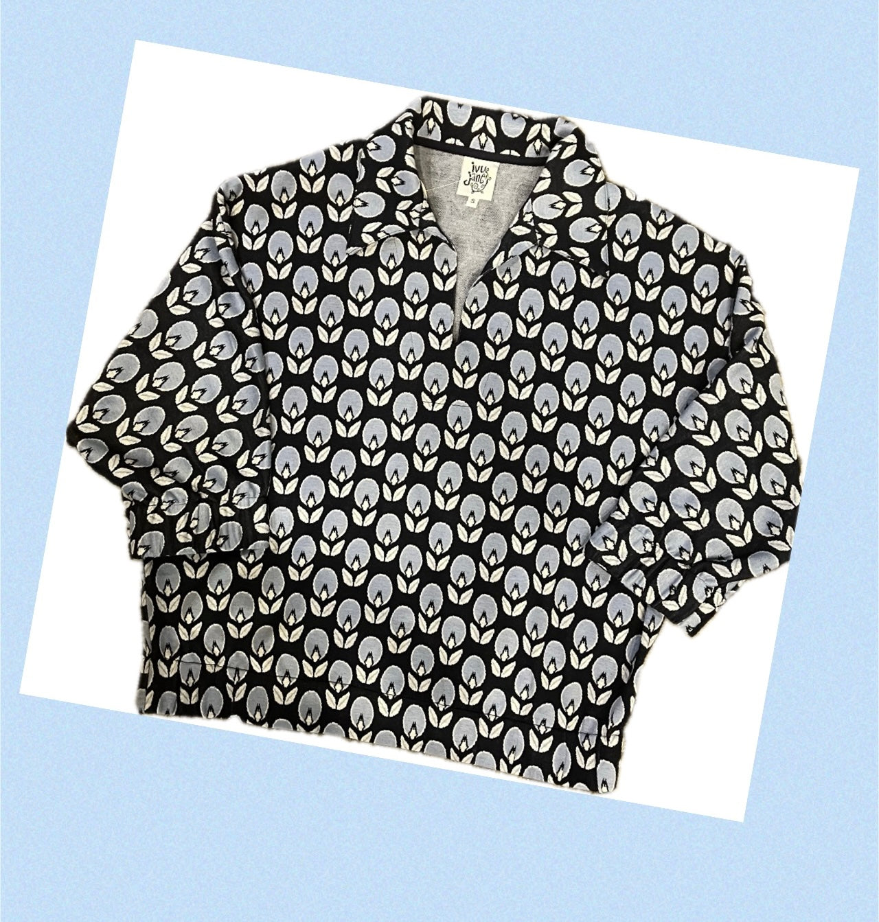 Collared Popover Top-Blue Tulip