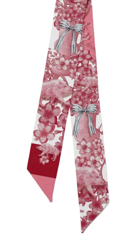 Pig Heirloom Scarflette