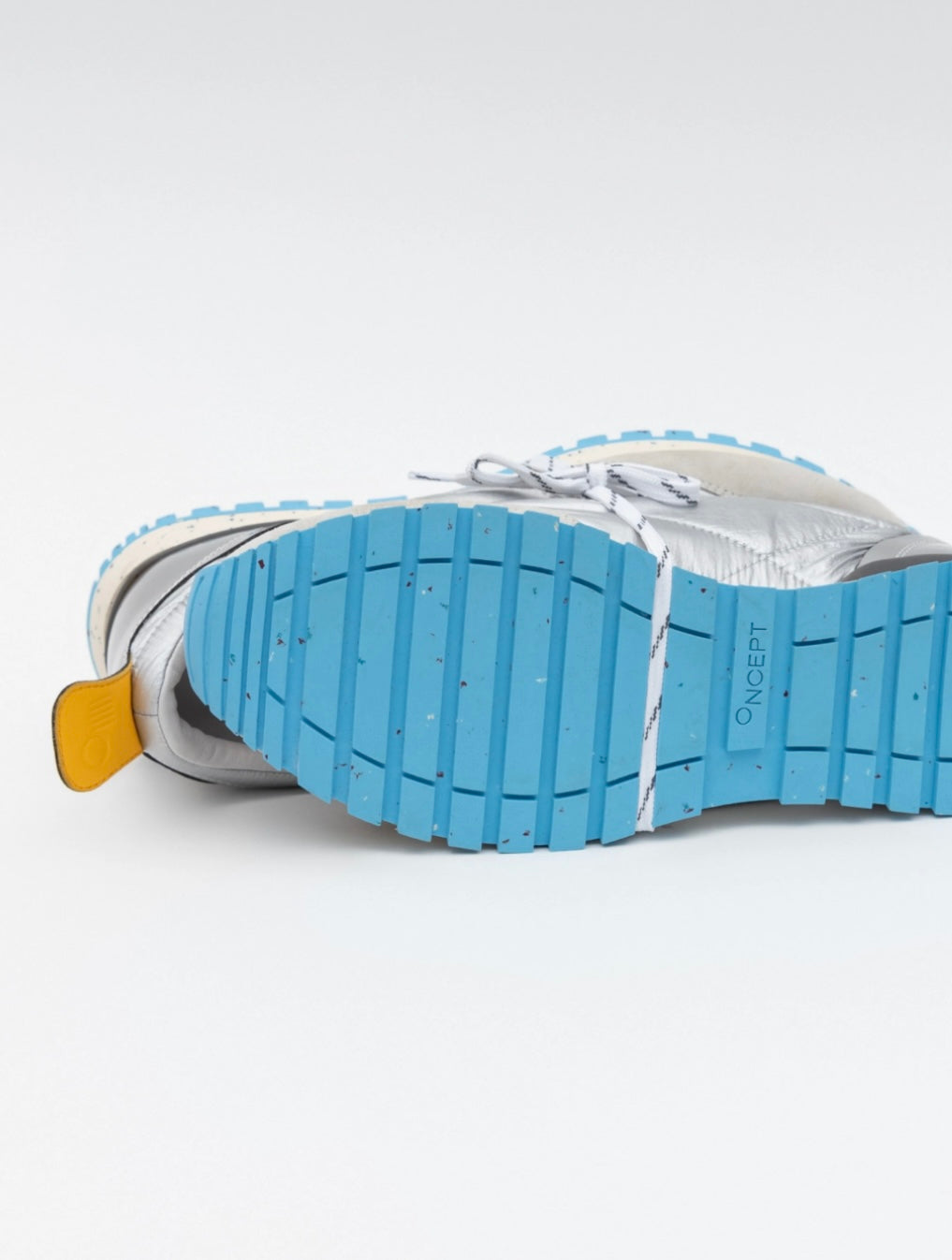 Tokyo Sneaker - Silver Flash