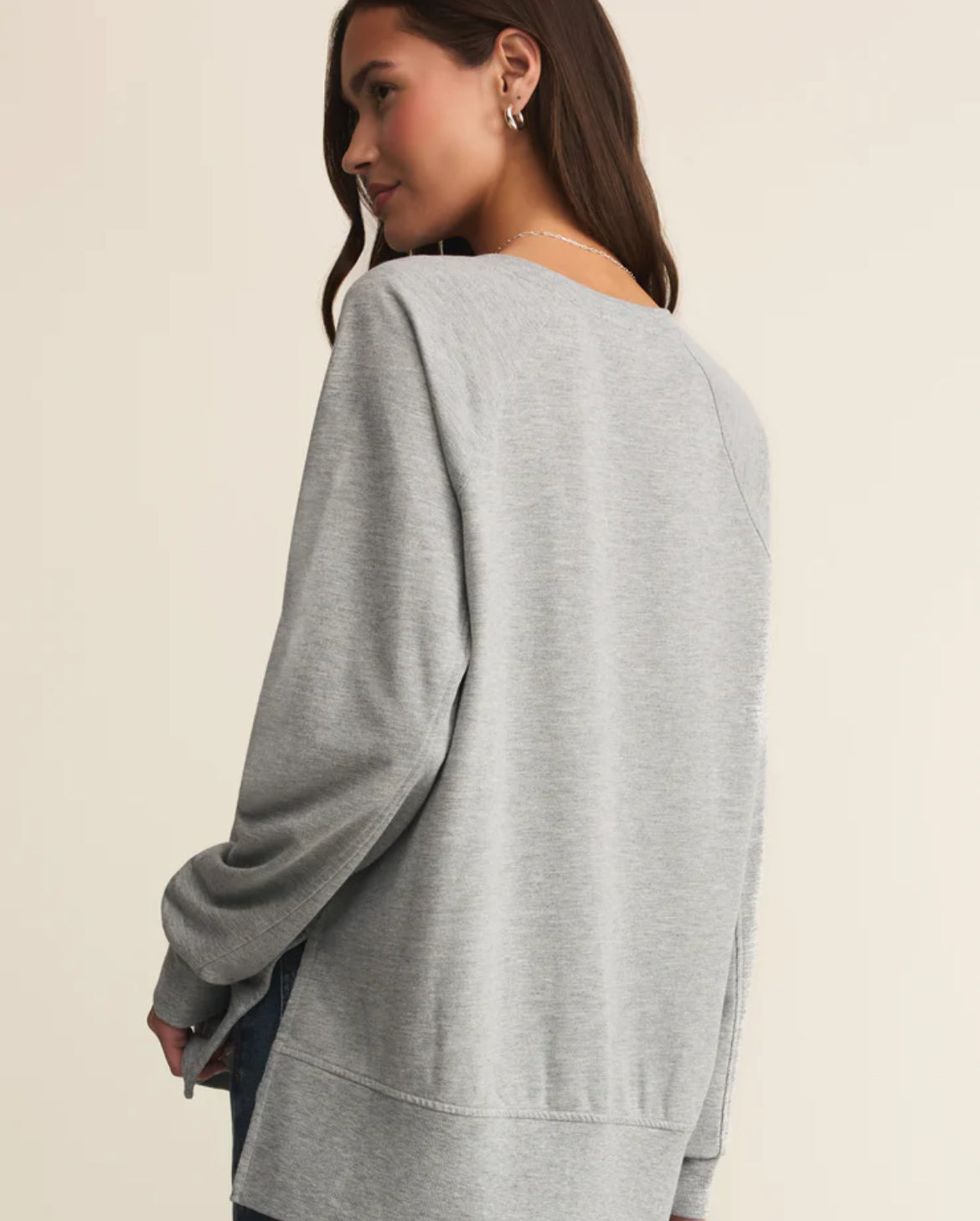 Weekender V Neck - Heather Grey