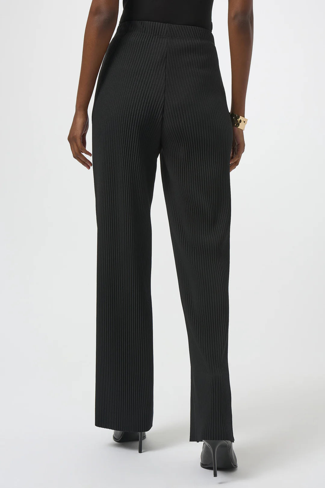 Wide Leg Pleated Pant
