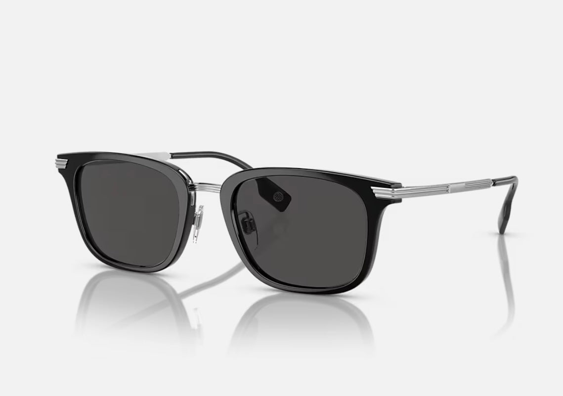 Burberry OBE4395