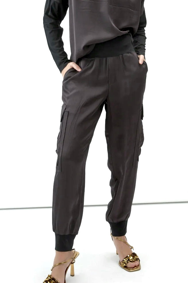 Lylah Jogger - Black