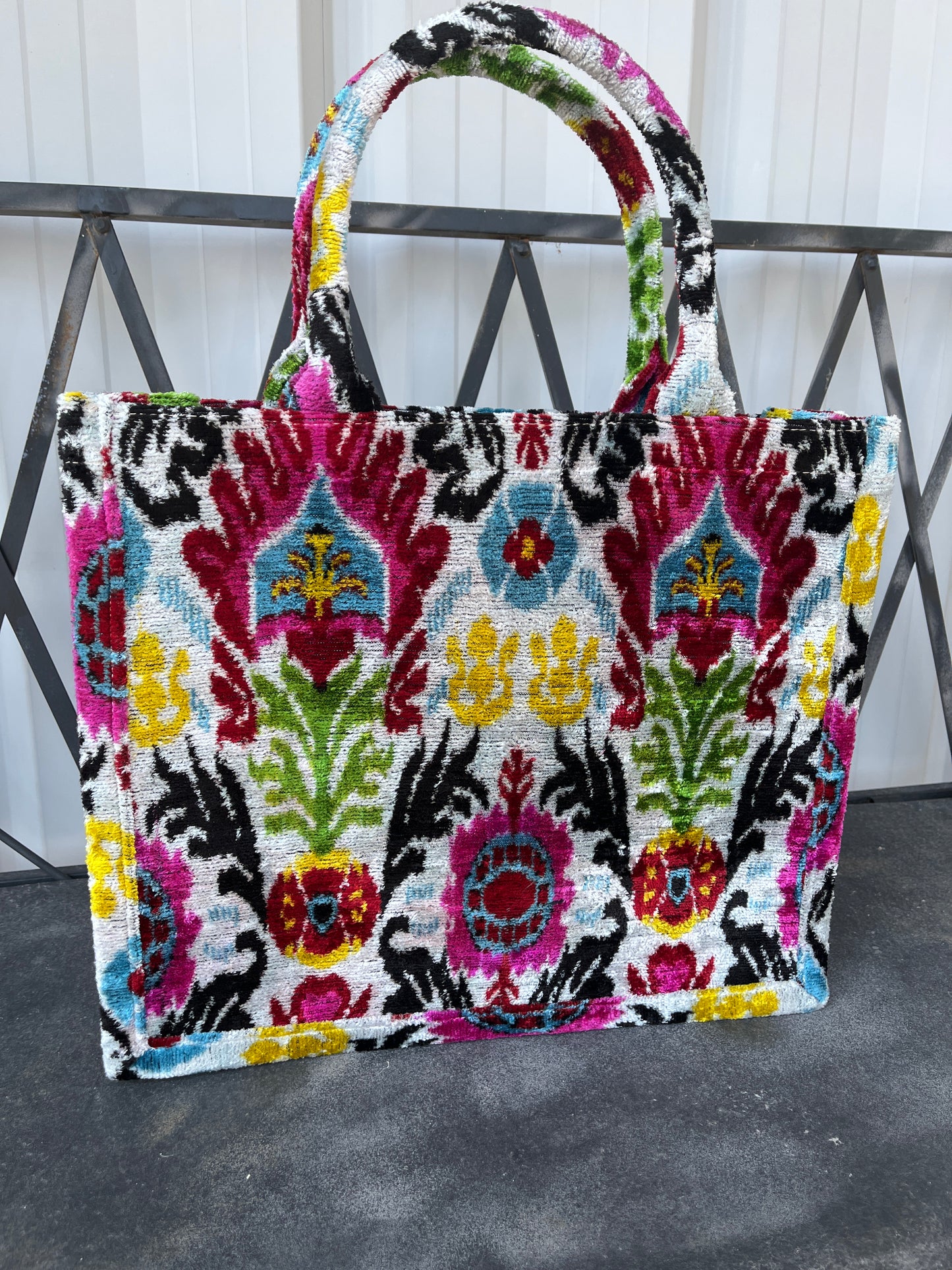 Large Tote Ikat-Wildflower