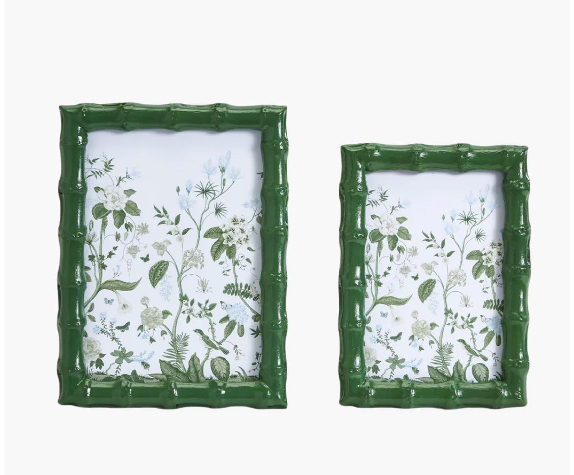 Countryside Green Photo Frame