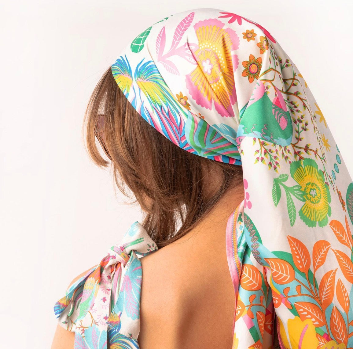 Babouchka BlancMini Scarf