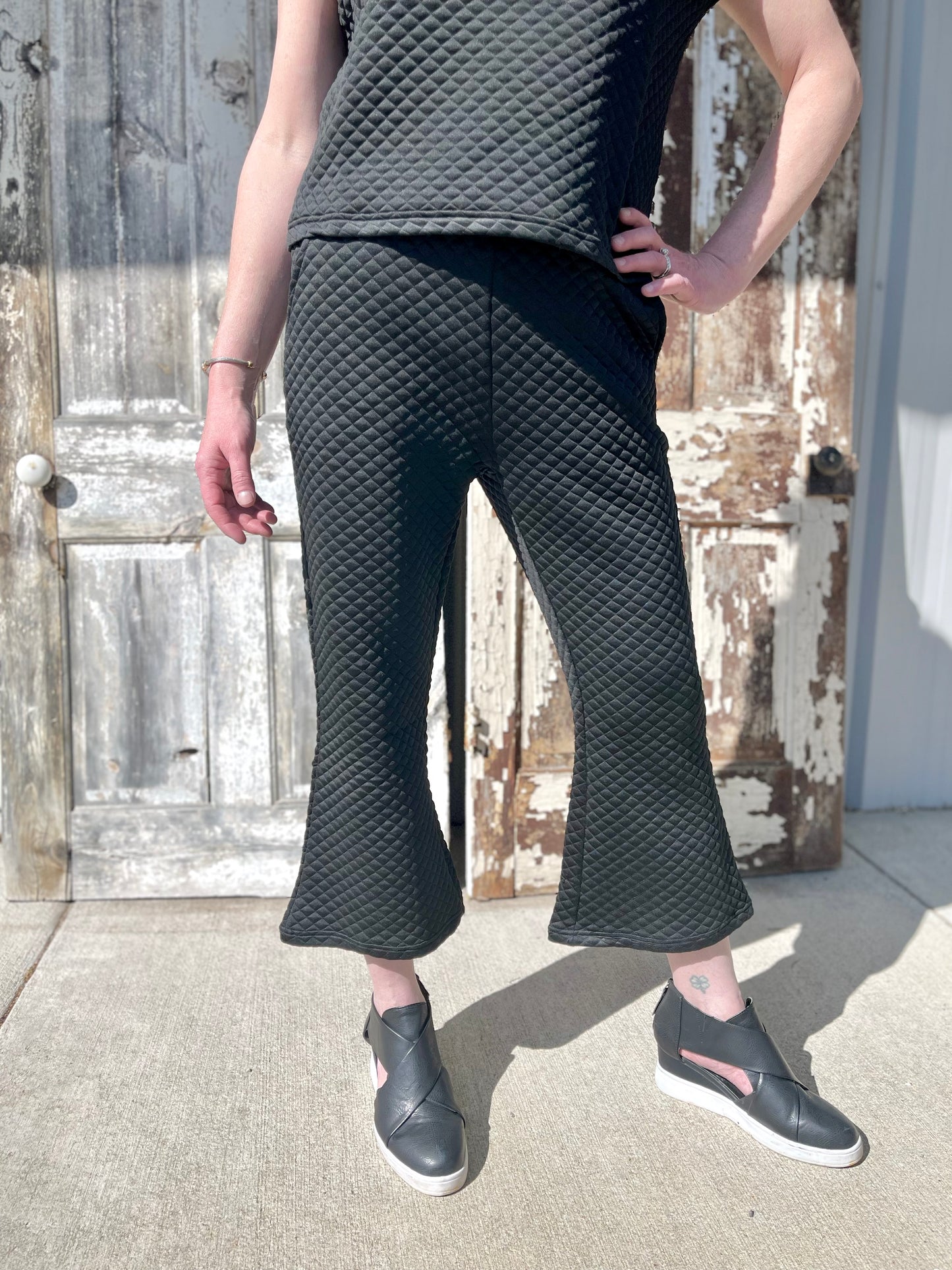 Short Sleeve Quilted Set - Black