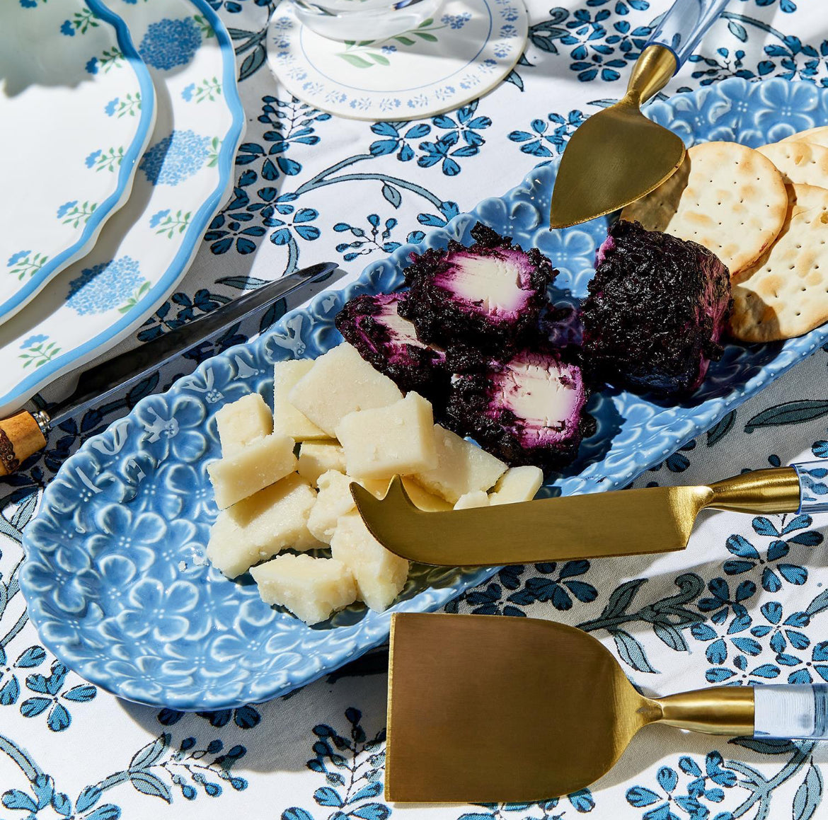Hydrangea Cracker Dish