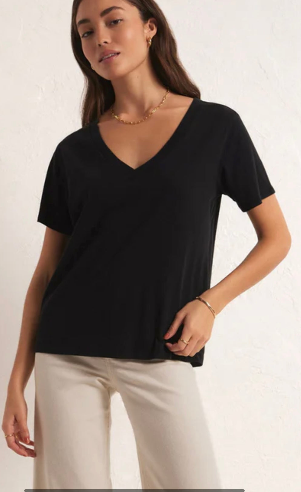 Girlfriend V Neck Tee - Black