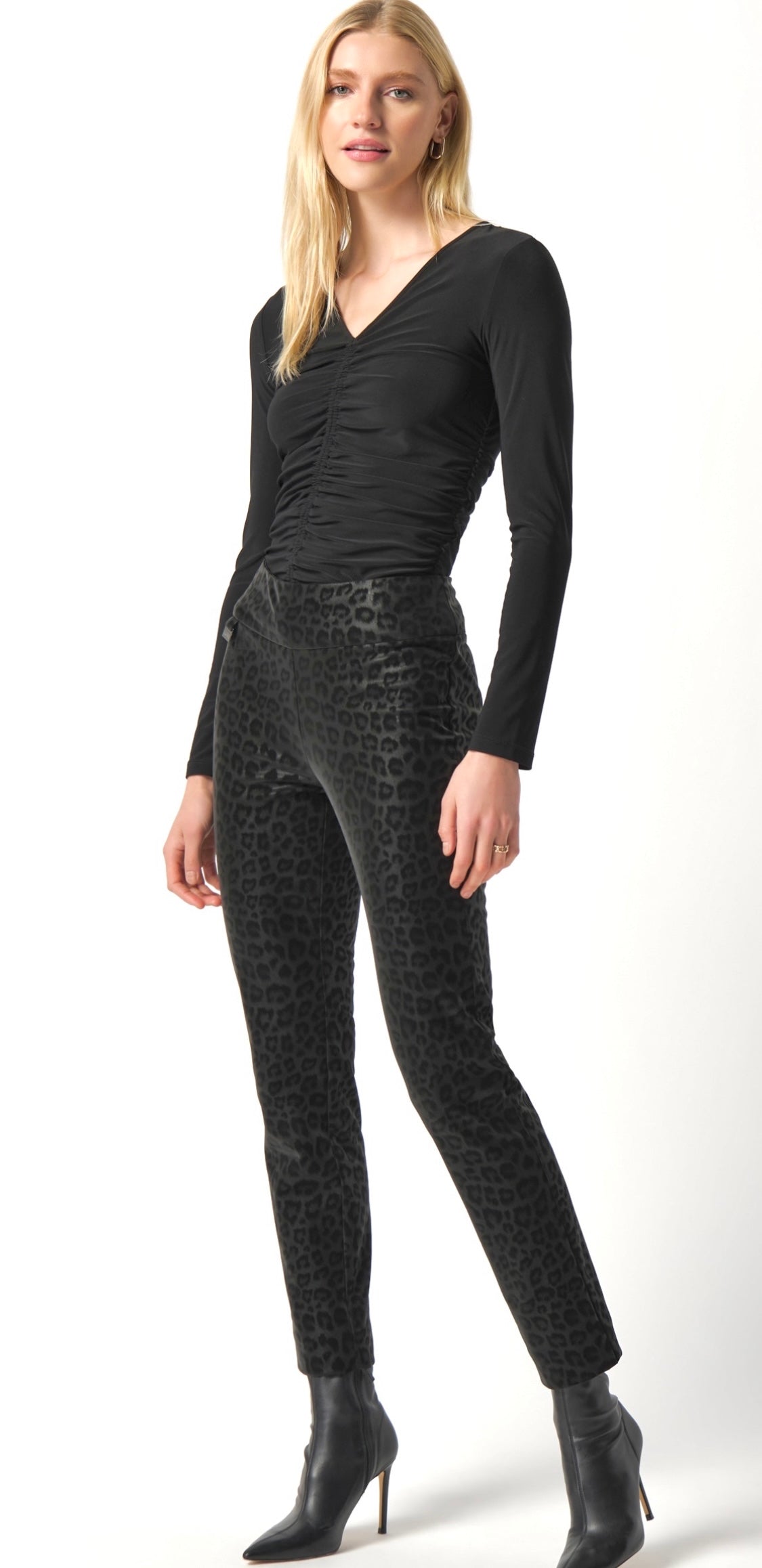 Animal Print Pull Pant - Black