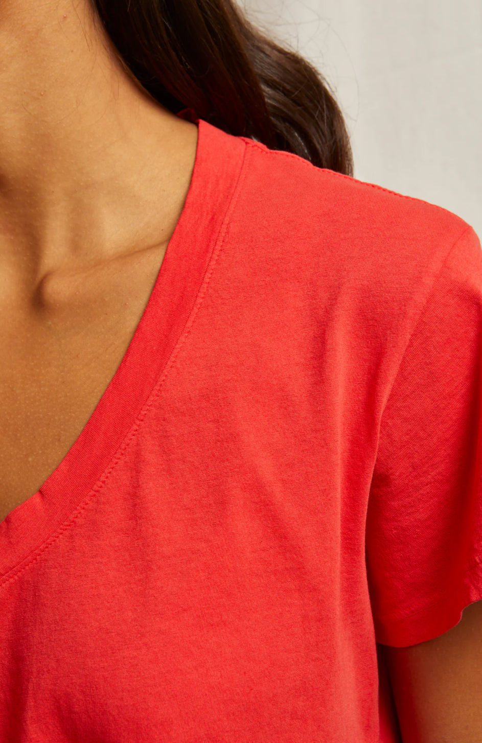 Hendrix Boxy V Neck Tee-Poppy Red