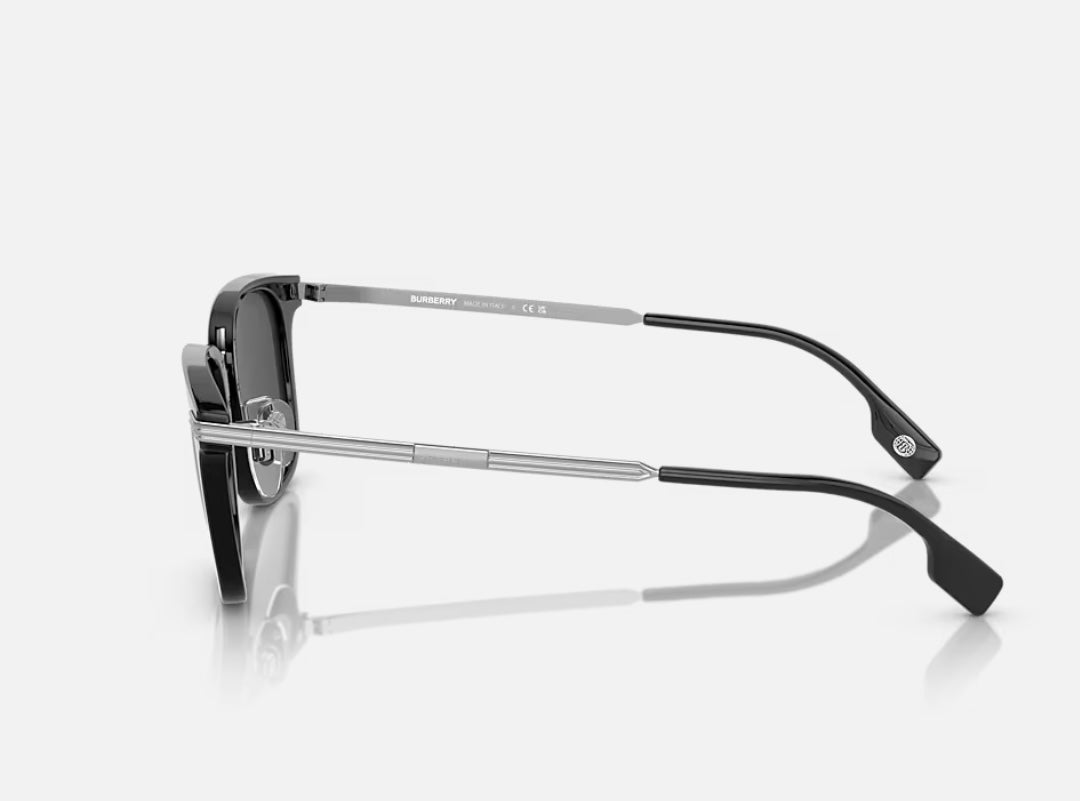 Burberry OBE4395