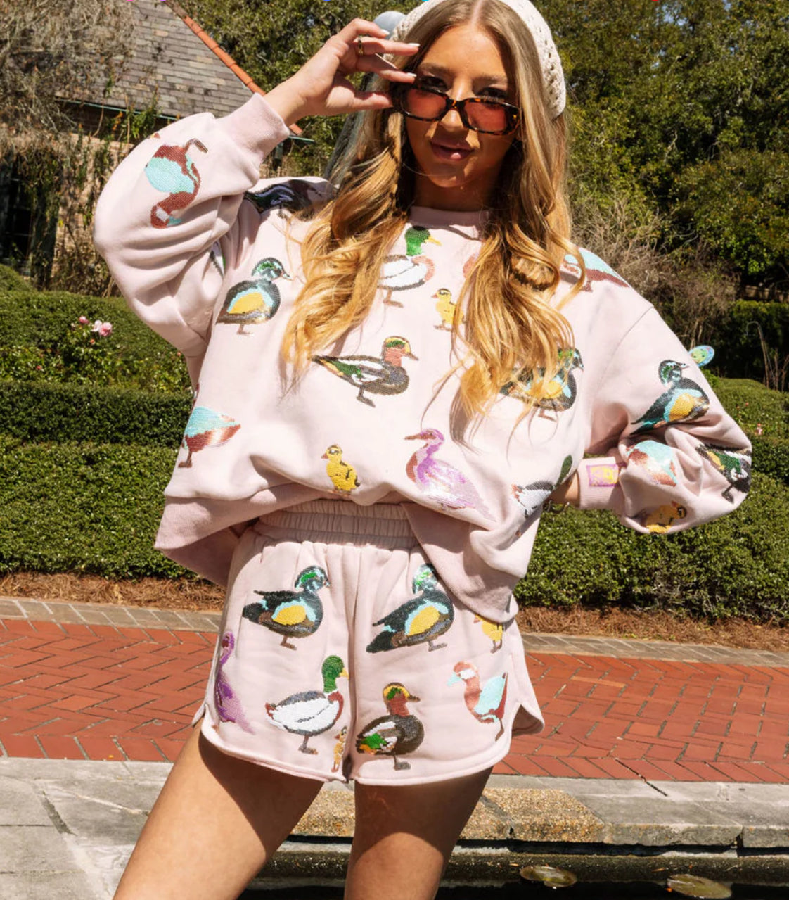Light Pink Scattered Duck Sweatshirt