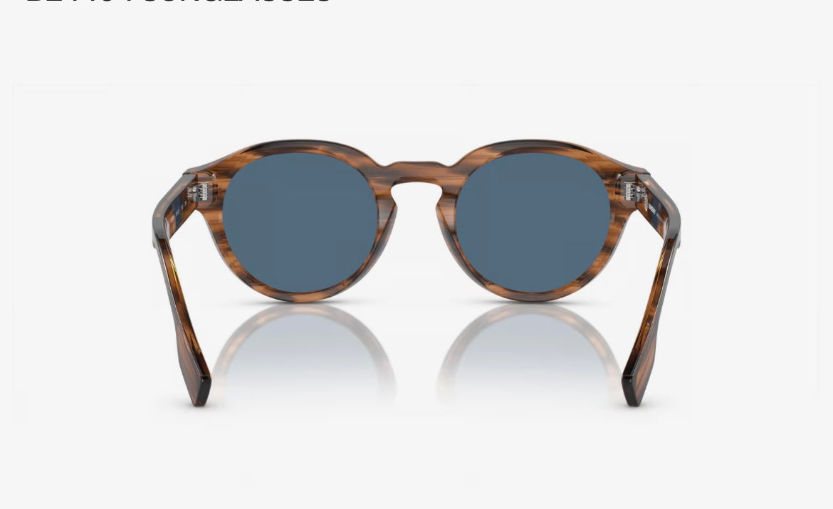 Burberry OBE4404