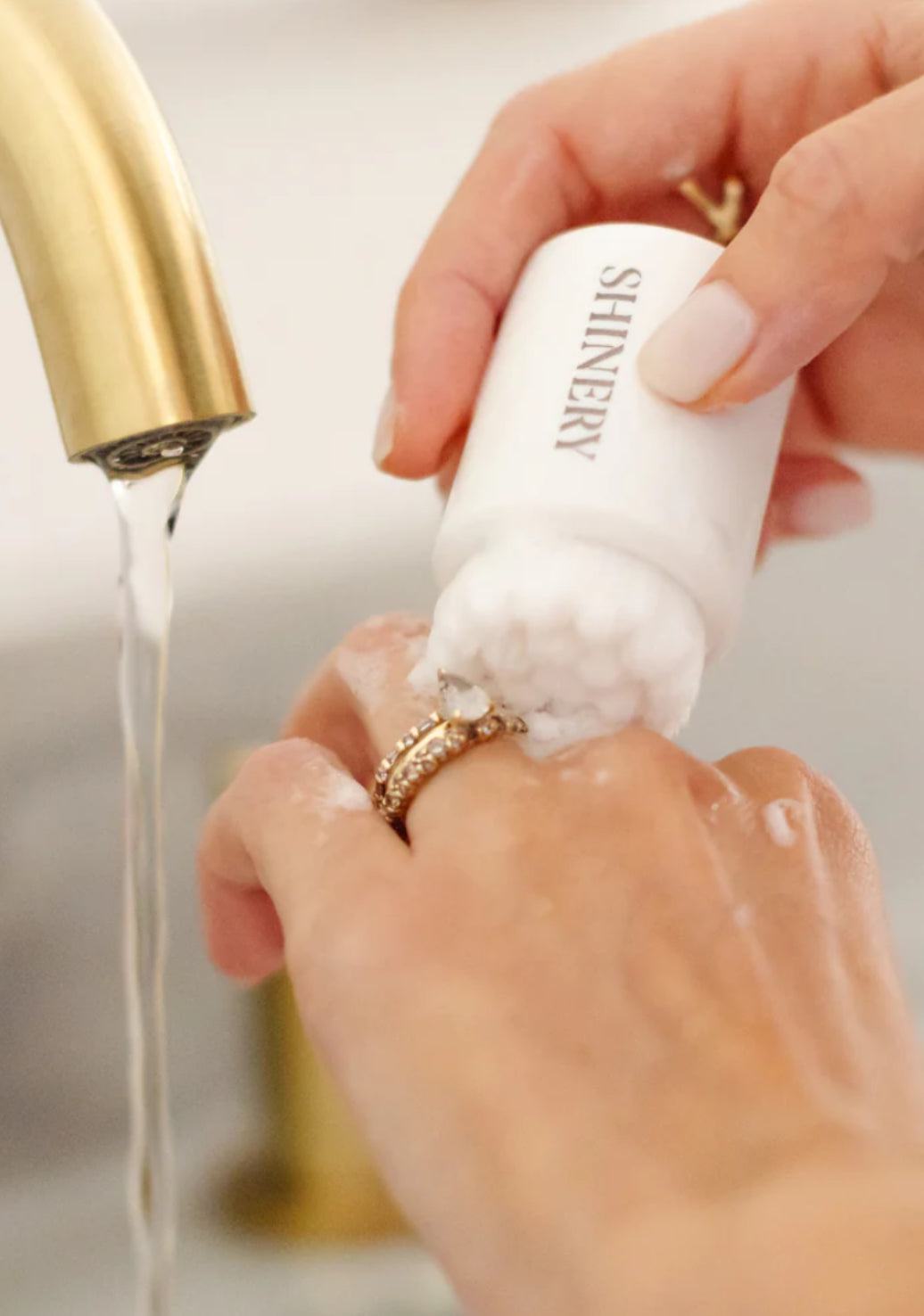 Radiance Brush