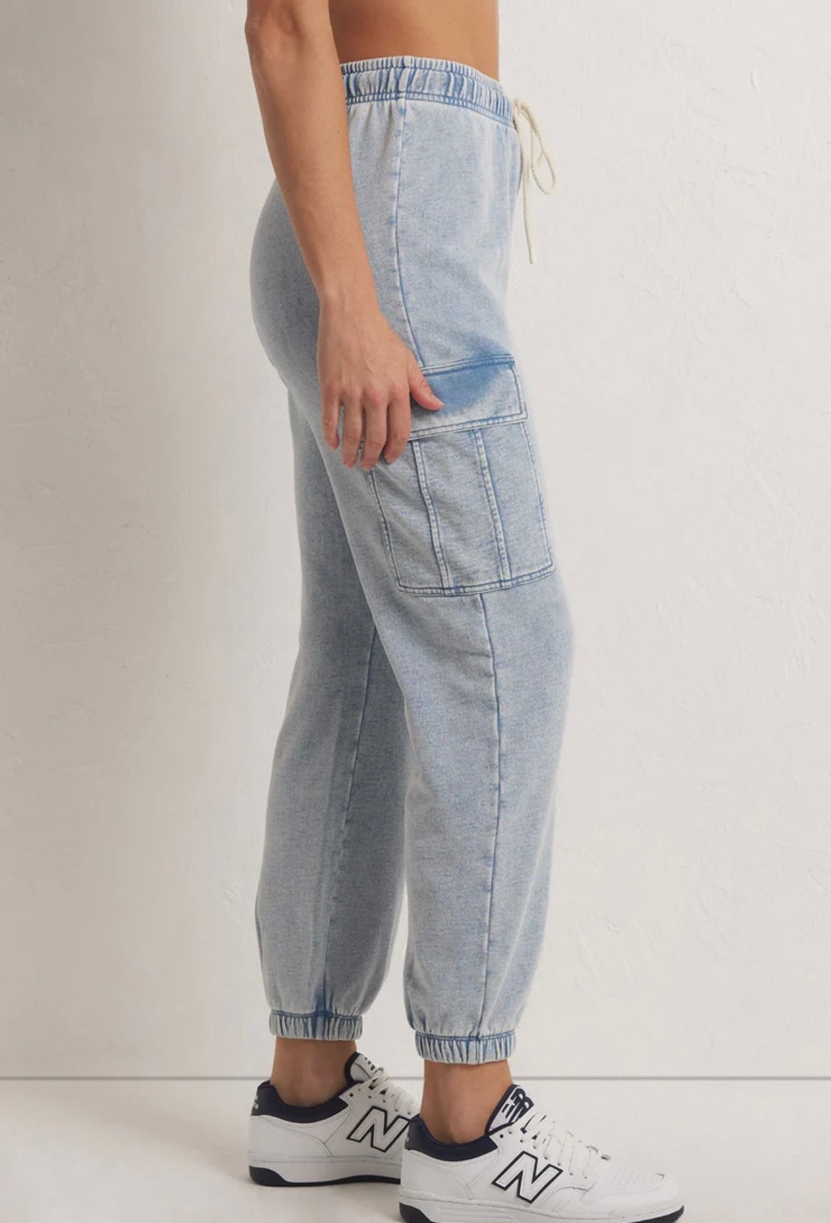 Tempo Knit Denim Jogger - Washed Indigo