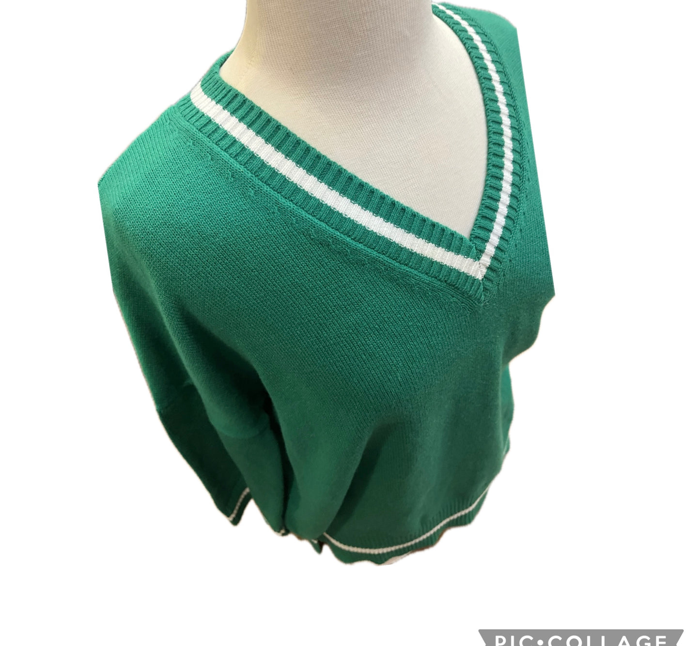 Montauk V-Neck Sweater-Green/White