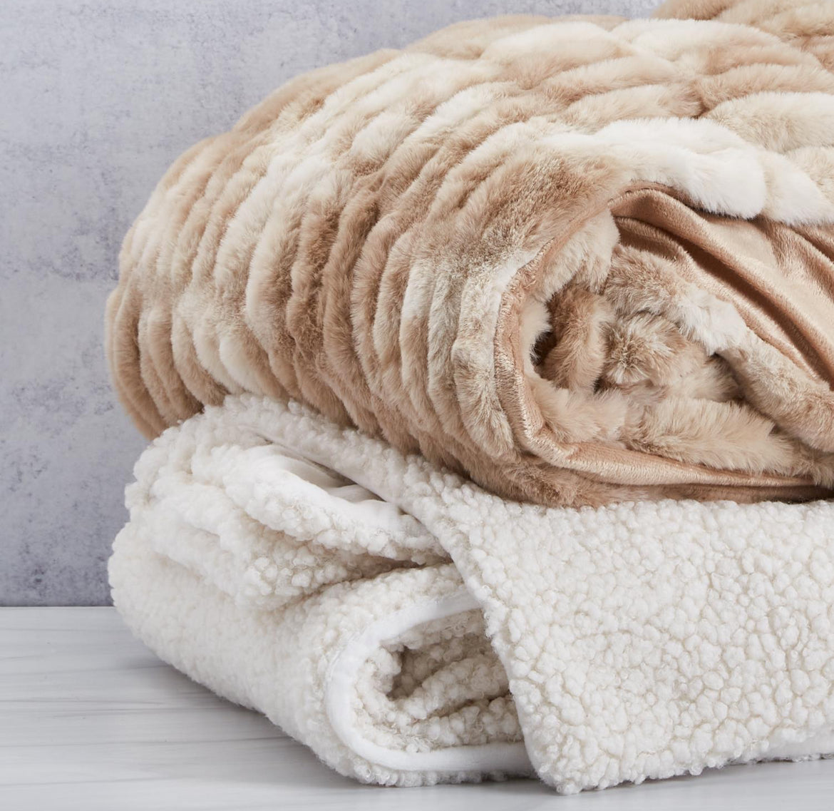 Marbled Faux Fur Throw