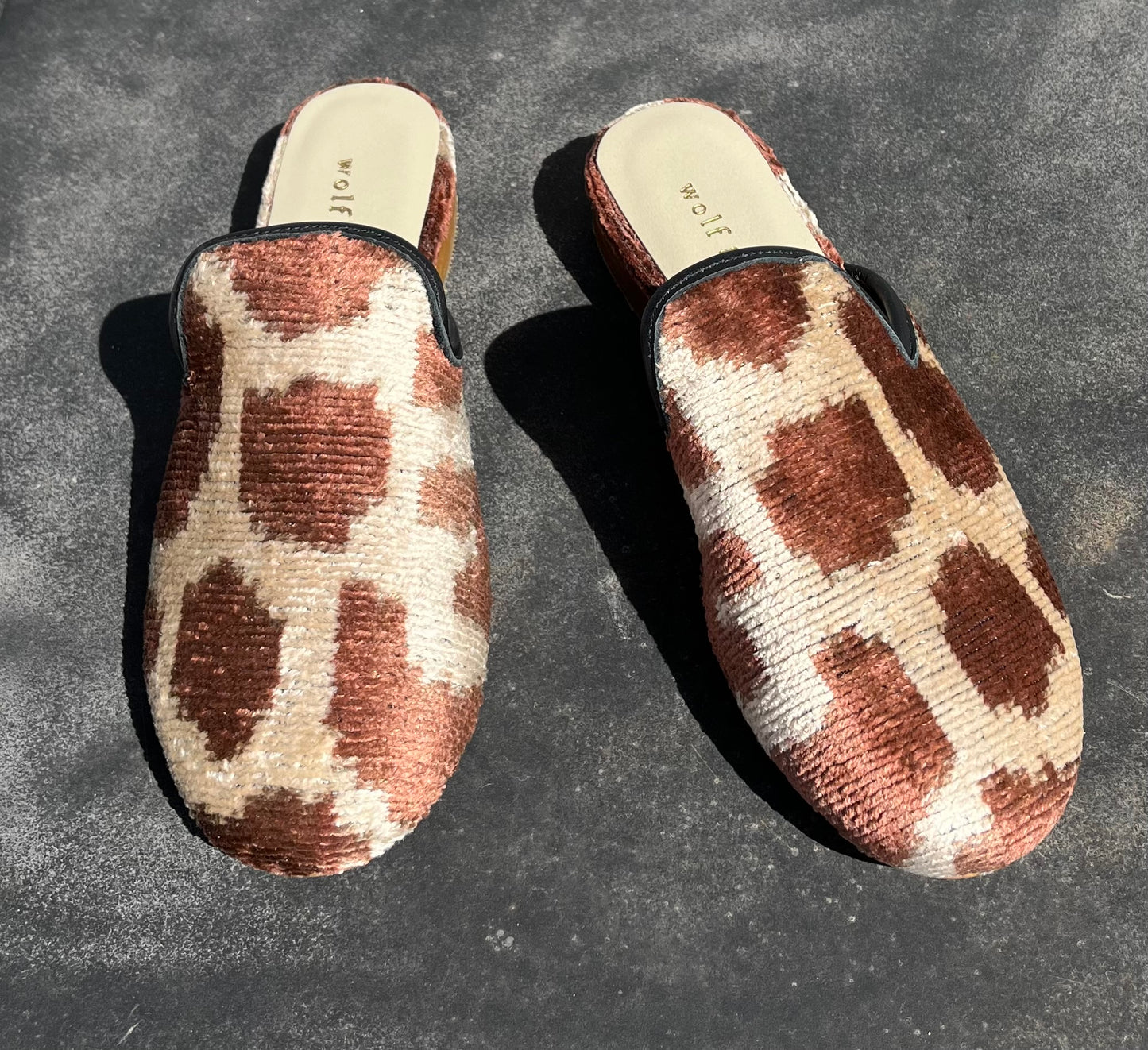 Wolf & Willa Rounded Mule
