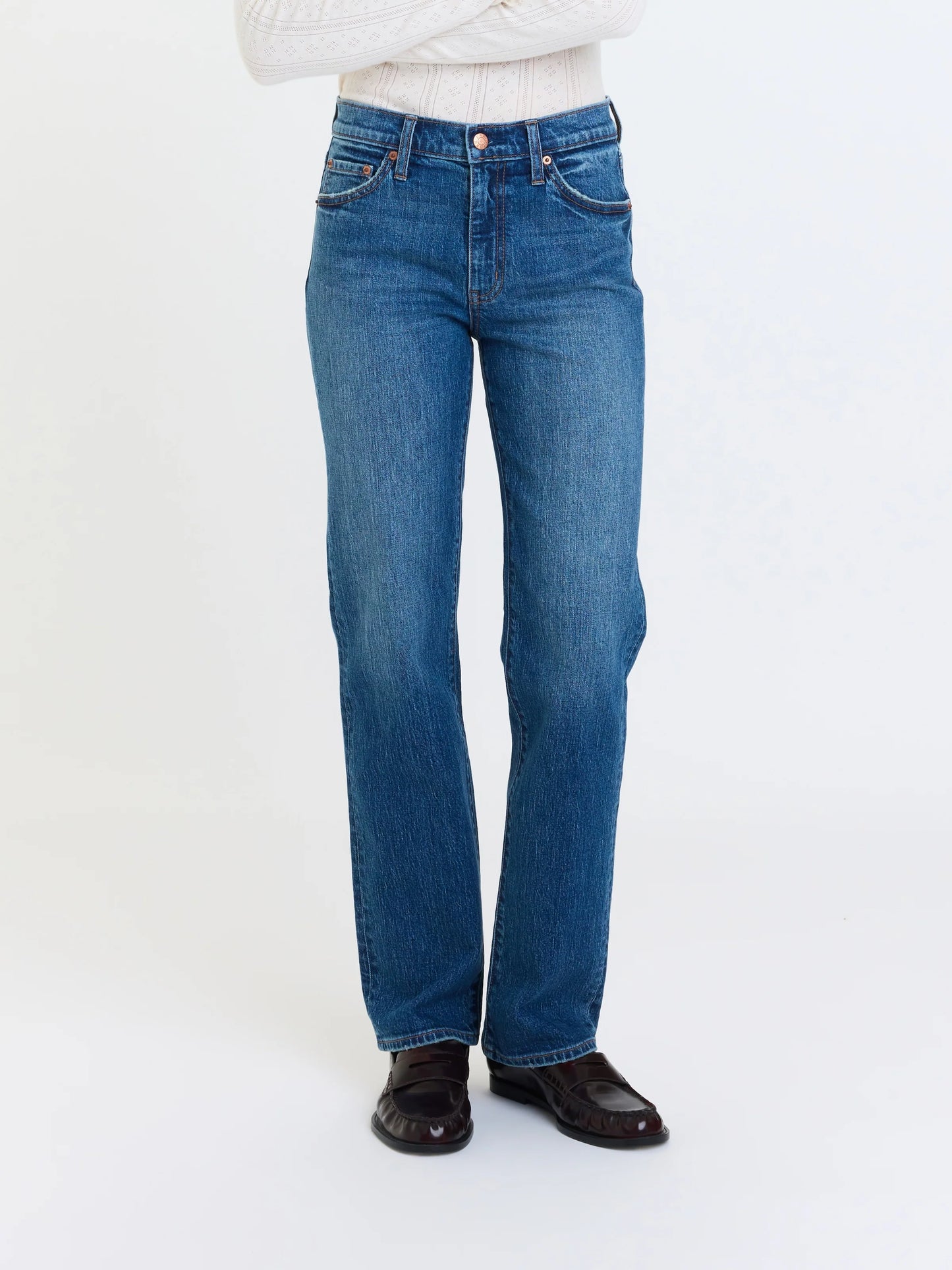 REBEL MID RISE SLIM STRAIGHT IN SURGE