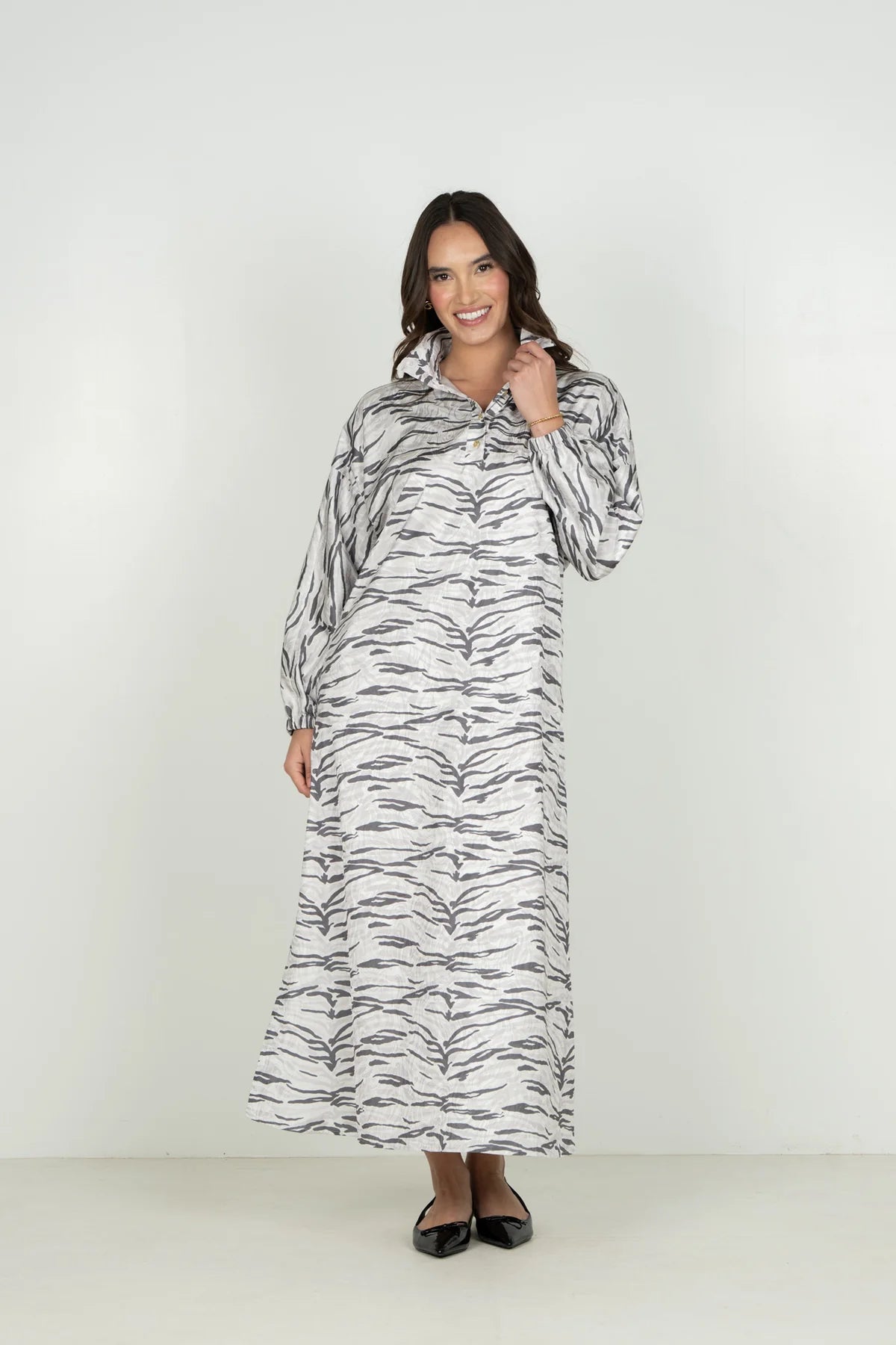 LONG-SLEEVE POPPY MAXI