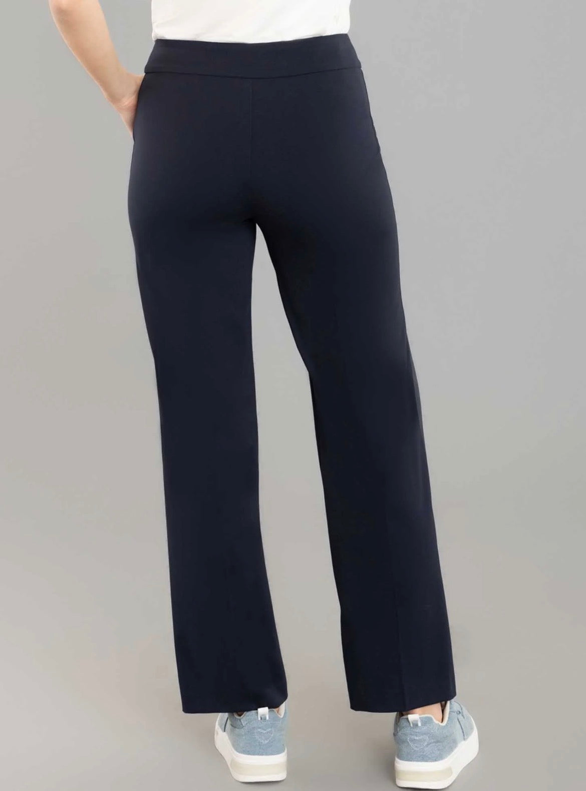 Kathryne 30” Wide Leg Pant with Pockets- Navy