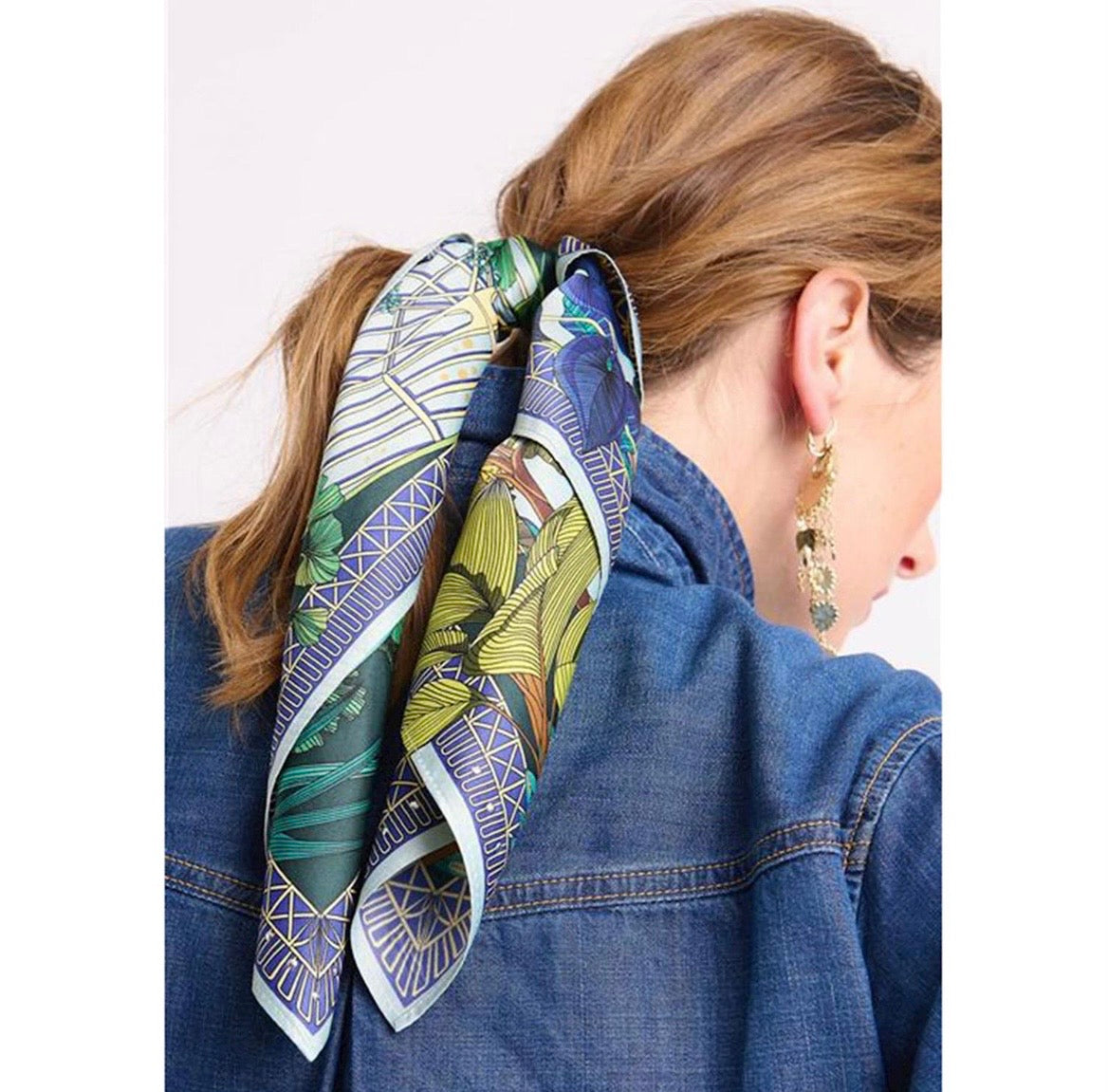 Jardin blue mini scarf
