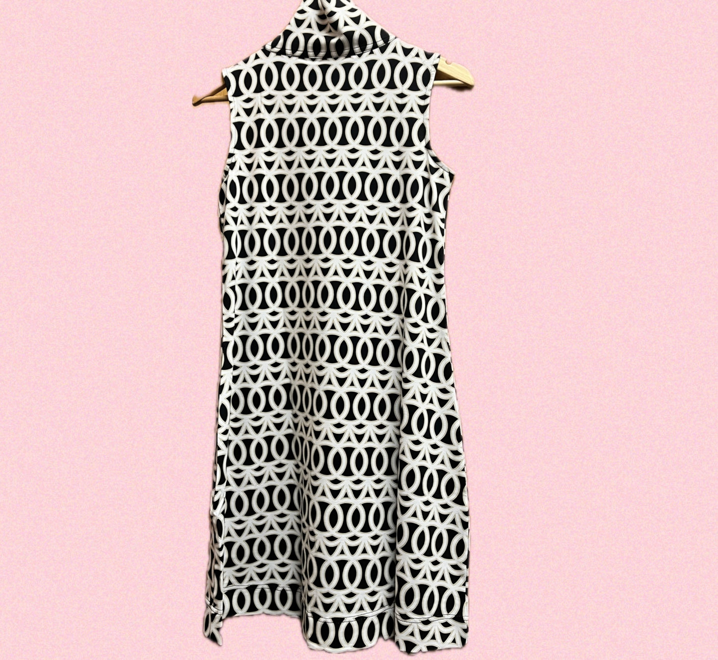 Sleeveless Zip V-Neck Dress with 50+ UPF-Black/White