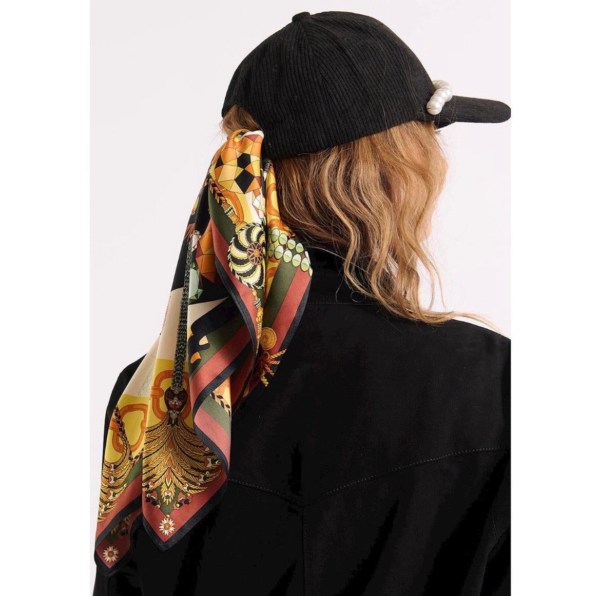 Diamonds noir mini scarf