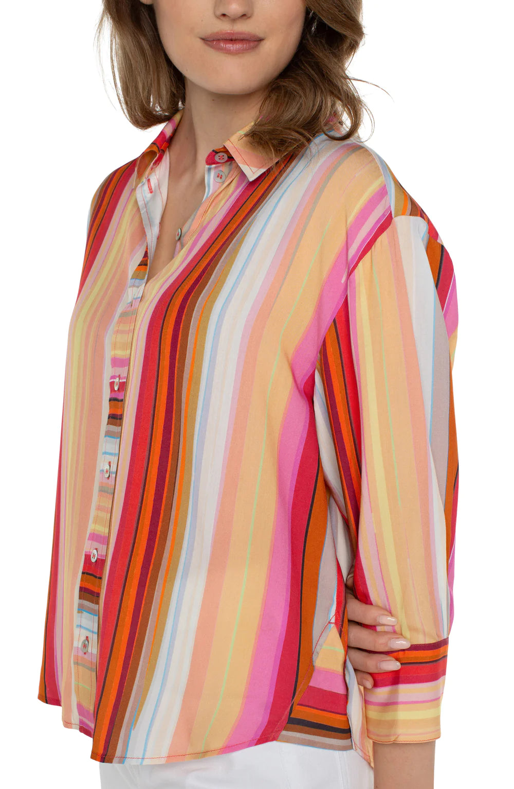 BUTTON FRONT SHIRT
WITH 3/4 SLEEVE