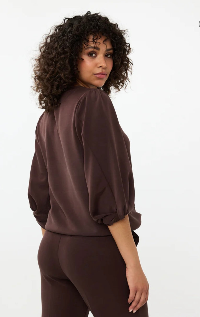 Esqualo Twist Sleeve Top