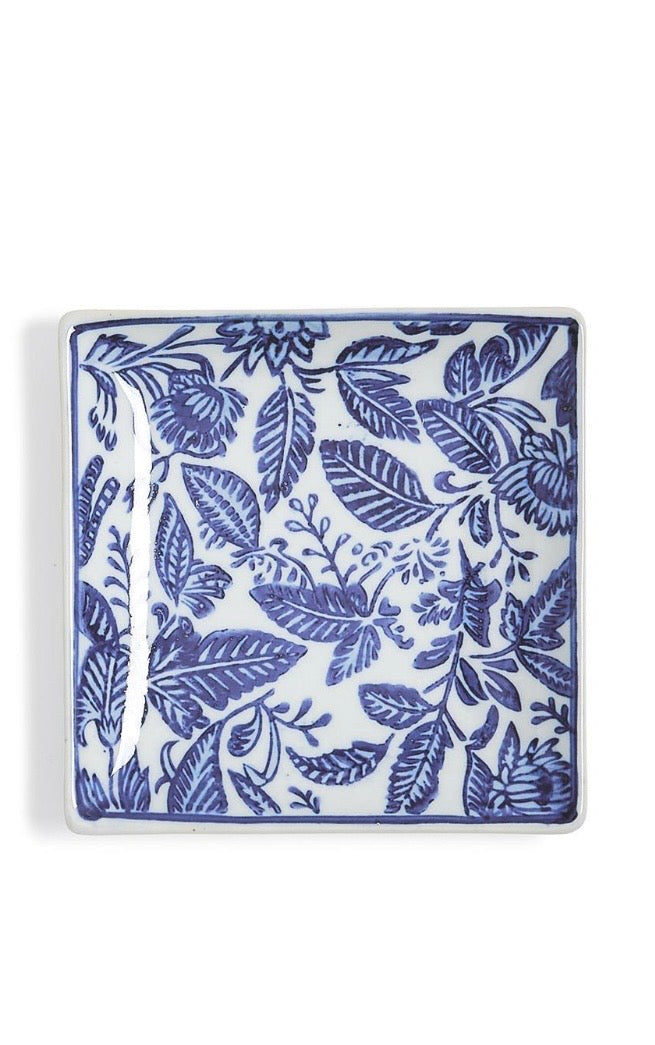 Chinoiserie Hand-Painted Blue and White Trinket / Desk Tray