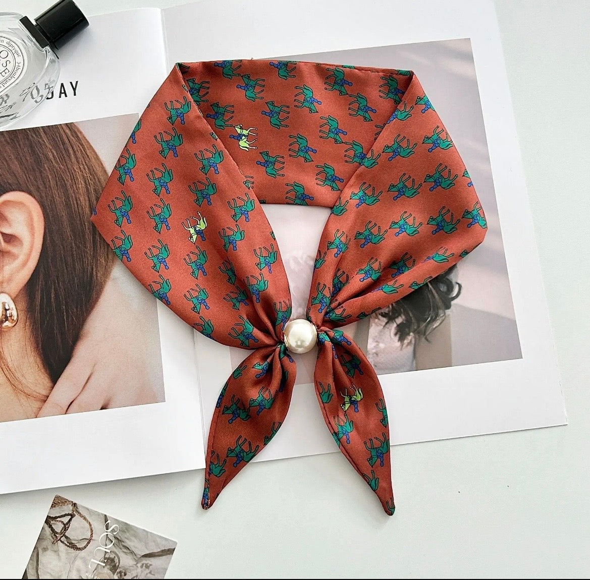 Small Magnetic Silk Scarves