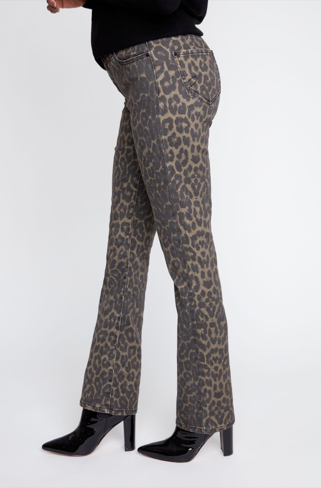 Leopard Jeans